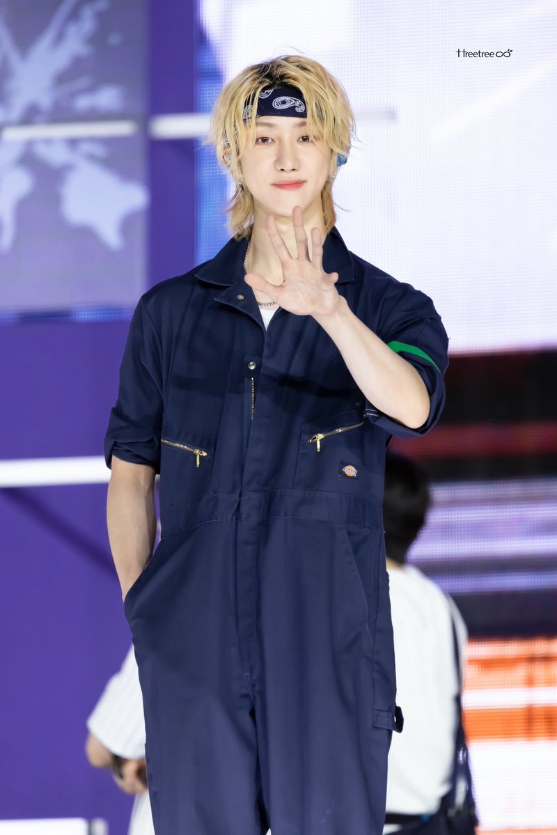 Treetreee8's tweet photo. 260620 Caratland

#디에잇 #THE8
#서명호 #徐明浩 #ミンハオ
#세븐틴 #SEVENTEEN https://t.co/ei422tMDLe