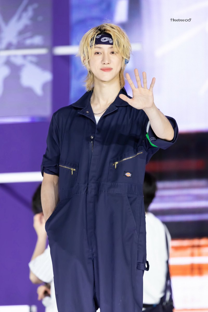 Treetreee8's tweet photo. 260620 Caratland

#디에잇 #THE8
#서명호 #徐明浩 #ミンハオ
#세븐틴 #SEVENTEEN https://t.co/ei422tMDLe