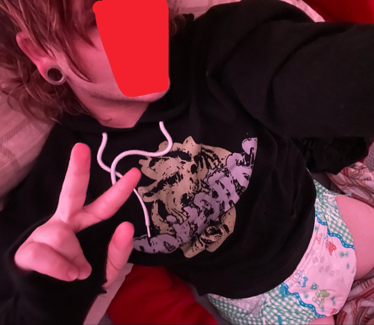 pampedyote's tweet photo. good mawwwwning ;333 bit of a soggy sunday to wake up to ;3
.
.
#babyfur #furry #abdl #diaper #pee https://t.co/zwiSSDZfVq