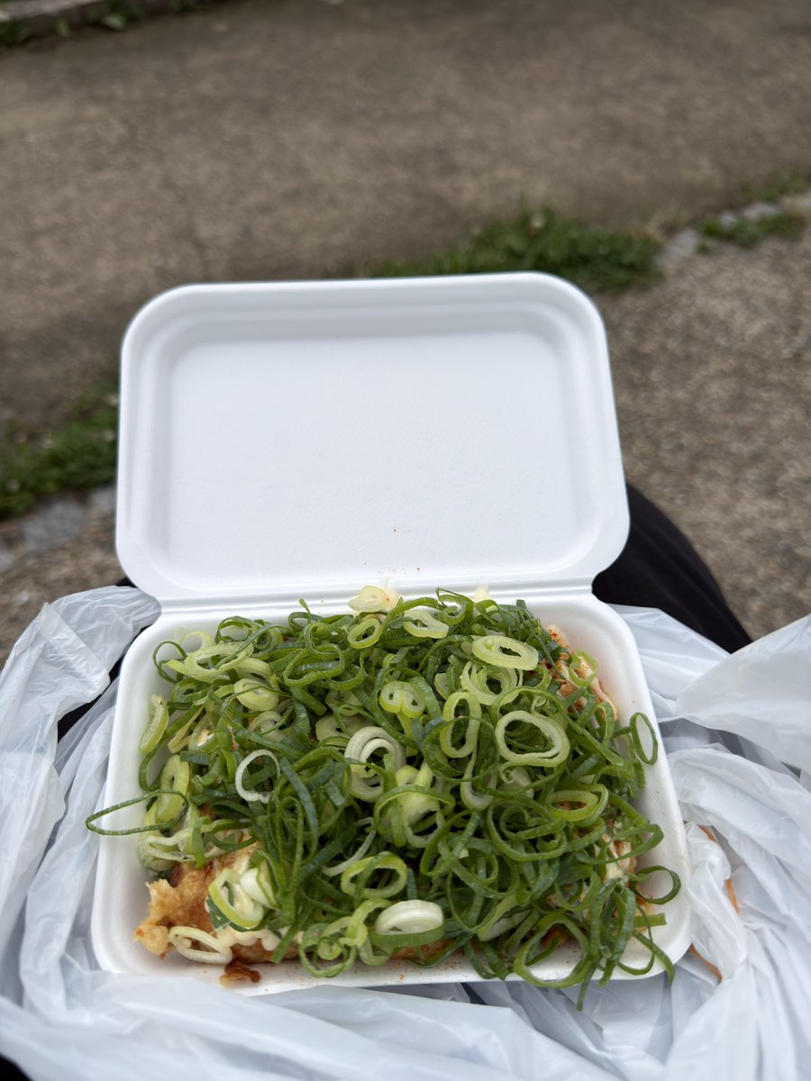 ergaking's tweet photo. その後は食べて歩いて食べて歩いた(？) https://t.co/n8iJm1B3Ty