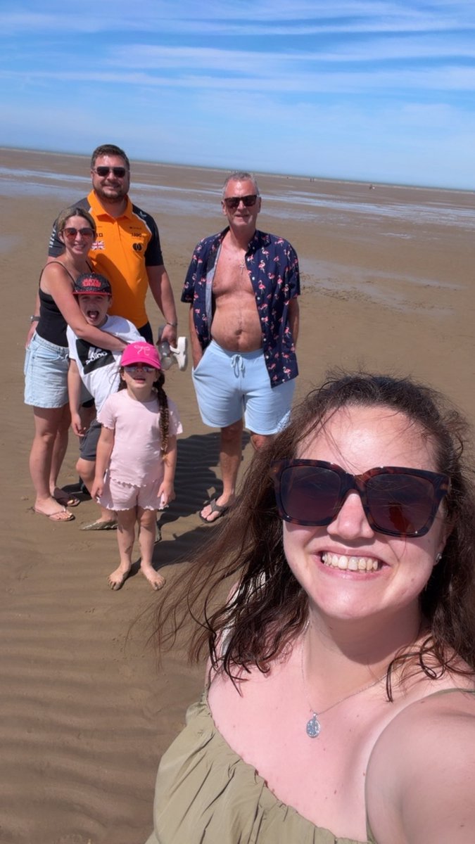LilySmith38's tweet photo. Happy Father’s Day to my forever hero.. love you lots 💙 @ljsinuk https://t.co/7FKy3STmcH