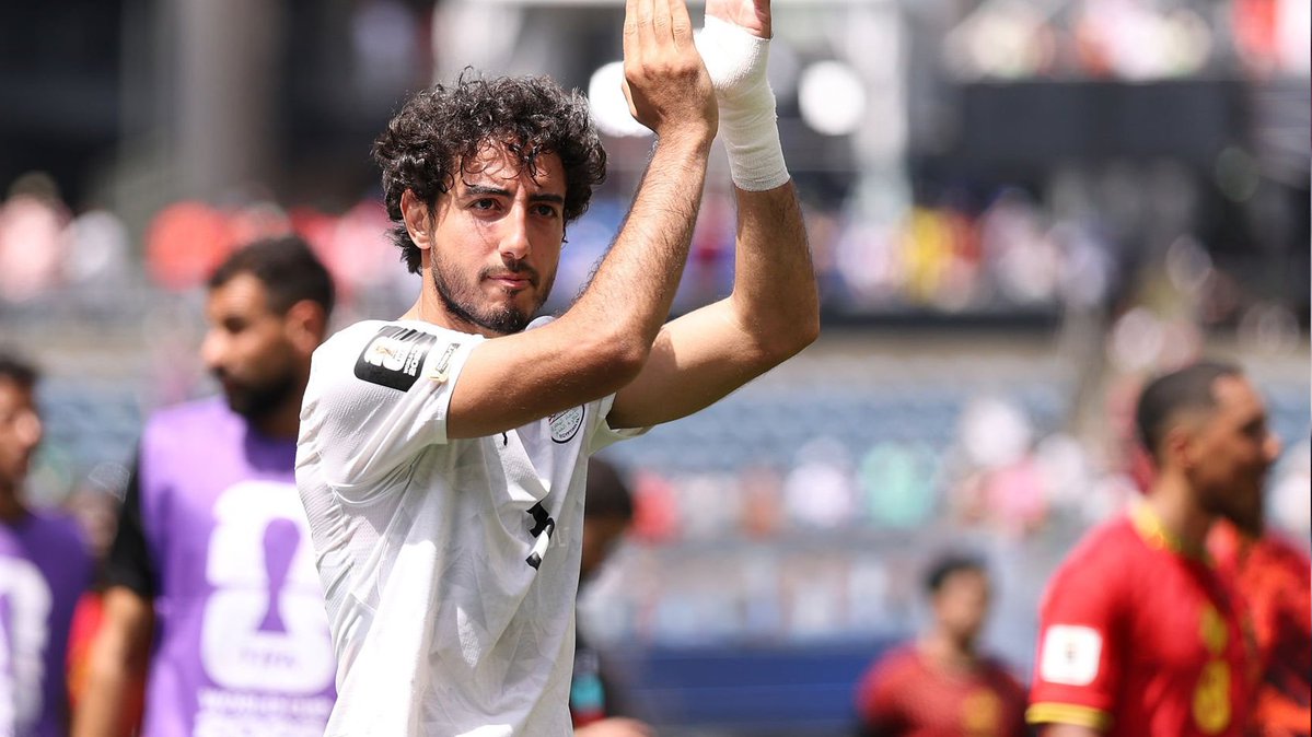 CAF_Online's tweet photo. One point against Belgium. The Pharaohs go again tonight in pursuit of their first-ever #FIFAWorldCup win. 🇪🇬

Can they make history against New Zealand? https://t.co/aVZt3eCkol