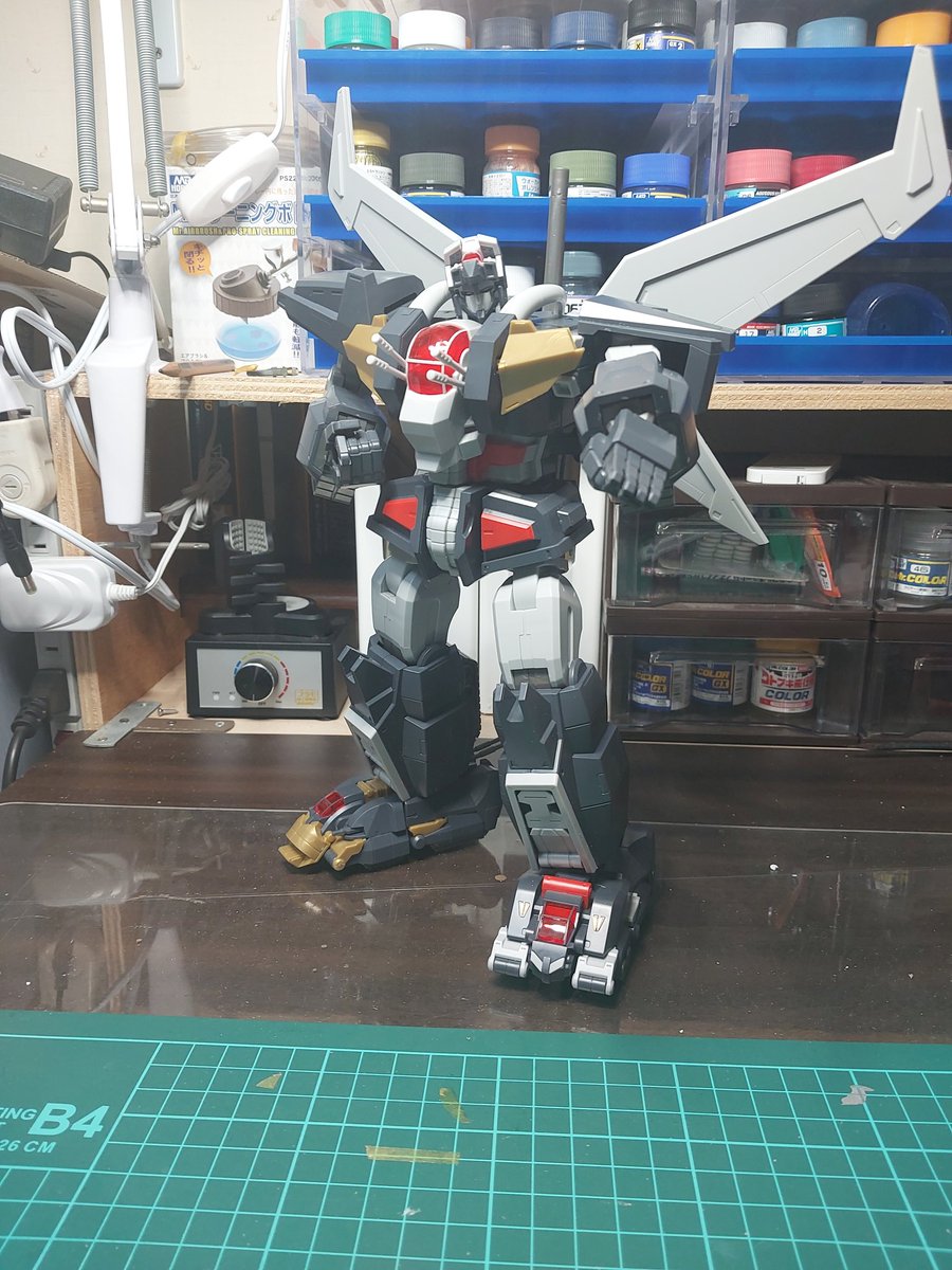 cheezucaki's tweet photo. 土日で作ったアオシマのダンクーガ
ポリキャップが貧弱だけど思ってたよりも作りやすかった https://t.co/DrYYFIROlQ