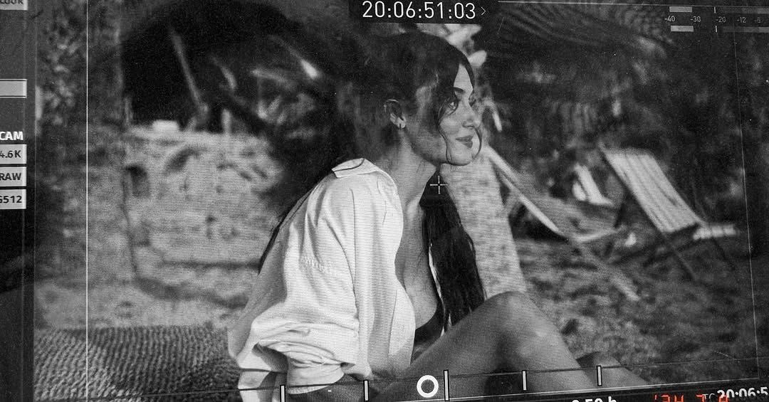 zenercel's tweet photo. finally actress hande is coming back🎬 https://t.co/HSQqUSh9bd