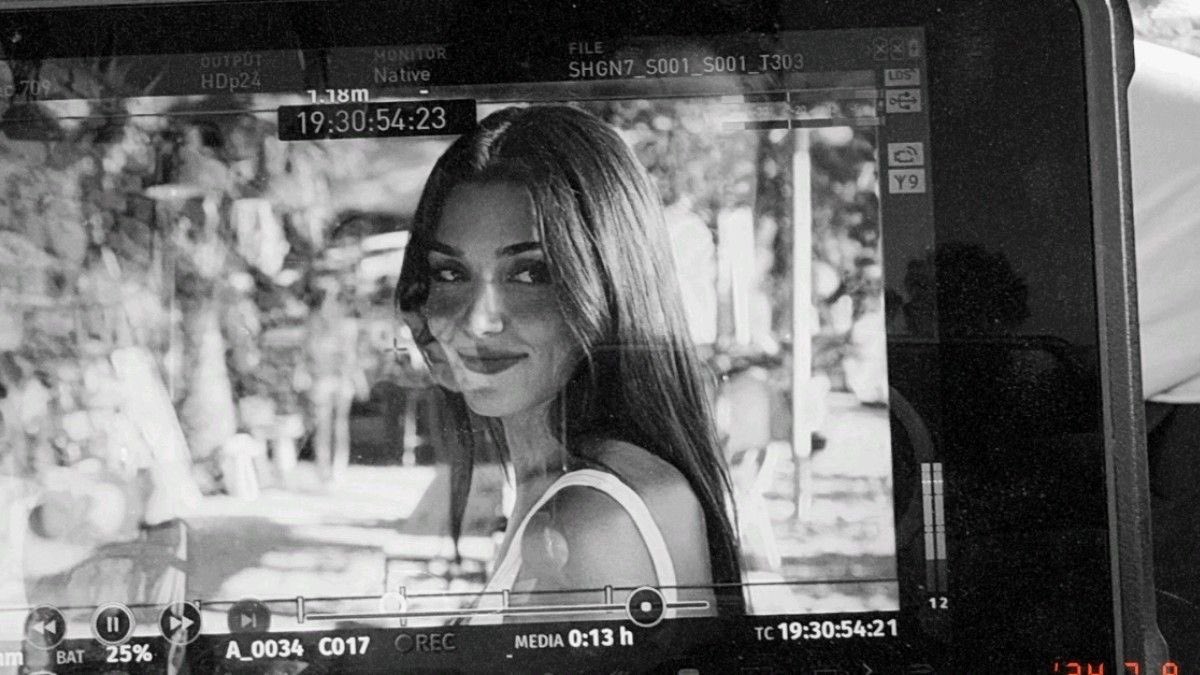 zenercel's tweet photo. finally actress hande is coming back🎬 https://t.co/HSQqUSh9bd