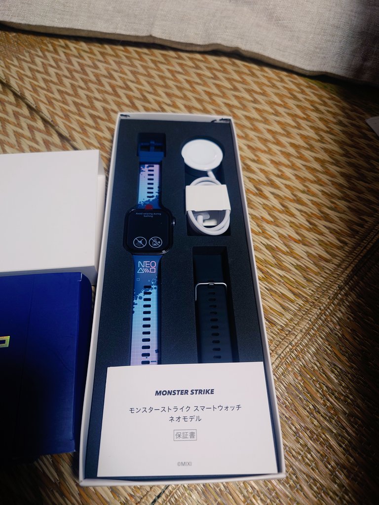 Tomotyan_5's tweet photo. 友達が早めの誕プレ
スマートウォッチ買ってくれた感謝
大切に使います
ありがとうございます(⁠•⁠‿⁠•⁠)
＃モンスターストライク
#モンスト
＃ネオ
＃スマートウォッチネオモデル https://t.co/caNP0N7gER