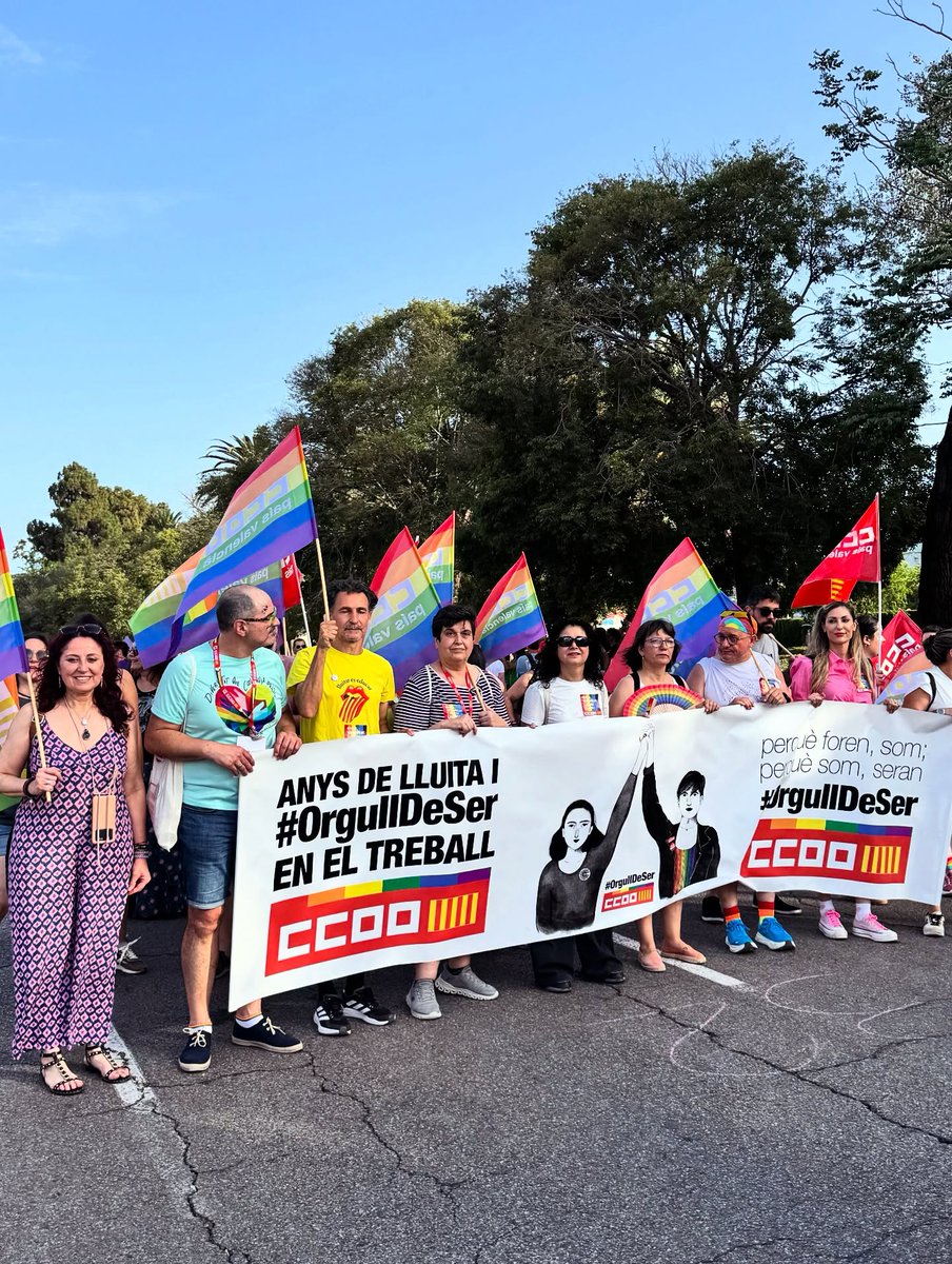 lgtbiccoopv's tweet photo. 📣 Avancem davant l’odi, guanyem espais lliures, als carrers i a tot arreu, perquè cap persona ha de veure qüestionada la seua dignitat per ser qui és. 
🏳️‍🌈La seua vergonya, el nostre #Orgull2026 https://t.co/hztLWJ2yzA