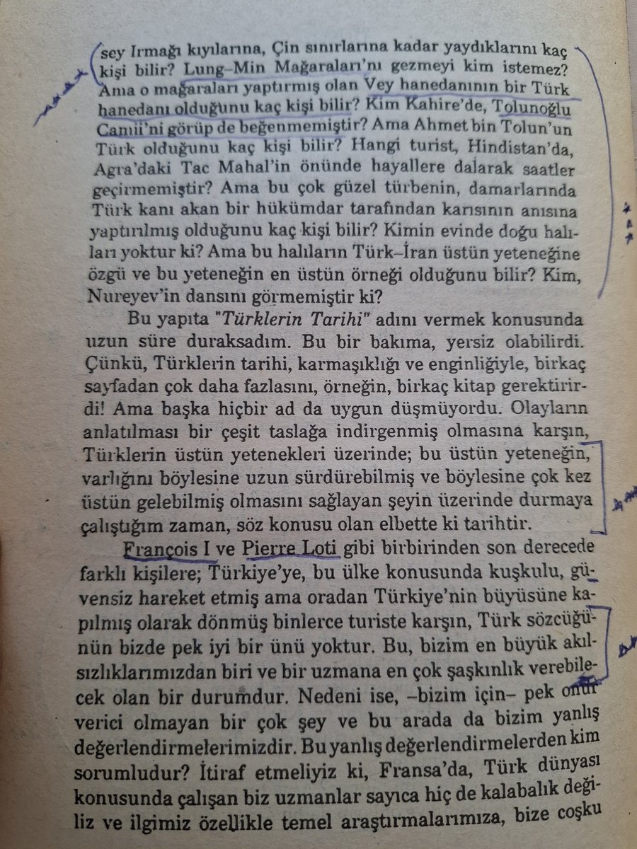 Turkiyatci's tweet photo. J. Paul Roux, Türklerin Tarihi adlı eserinde Türk tarihi anlatmadan insanlık tarihinin yazılamayacağını söylemiş. Kuzey Çin'deki Longmen Mağaralarına ve Vey (Wei) hanedanının Türklüğüne, Tolunoğullarına, Hindistan kuzeyindeki Türk varlığına  değinmesi dikkat çekici.. https://t.co/0bQ54msdqO