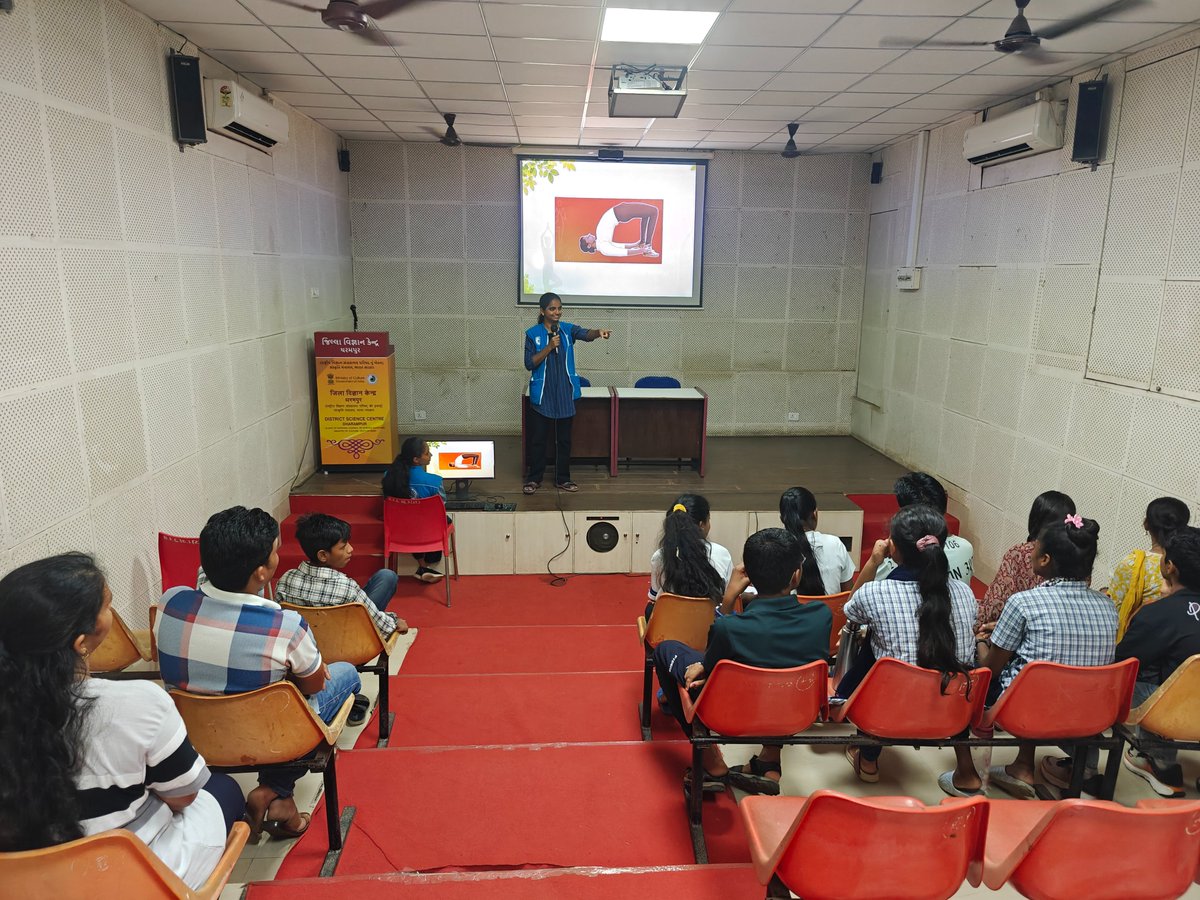 DSCDharampur's tweet photo. Promoting awareness through knowledge and participation!
An Open House Quiz on Yoga was organized at @DSCDharampur  a unit of @ncsmgoi, @MinOfCultureGoI on the occasion of International Day of Yoga 2026.

(1/2) https://t.co/FfnHRmKChx