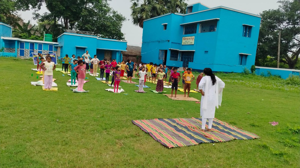 phed_burd's tweet photo. Celebration of International Yoga Day at Burdwan-I Block, Purba Bardhaman District to promote physical fitness, mental well-being.
@GowbPhe, #InternationalYogaDay, #WestBengal https://t.co/BgFvsRBvz1