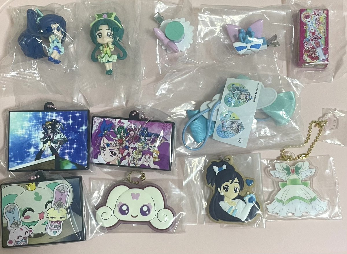 vvxc_m's tweet photo. ガチャ 交換 
めじるしアクセサリー めじるしチャーム

譲：画像1、2 or 定価＋送料
(プリキュア、サンリオ等)

求：画像3 or  定価＋送料
(たまごっち等)

郵送交換希望です。
よろしくお願いいたします。 https://t.co/84FZaOdtys