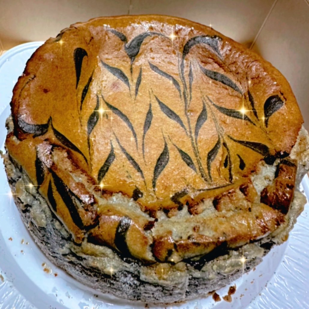 uiL_HADO's tweet photo. プイママからチーズケーキ届きました〜🧀

美味すぎて大好きなケーキ🎂
ラレップメンバーが大切な人の記念日に贈るのが恒例になってるくらい🥹

突然の依頼だったのに快く引き受けてくださって
温かいメッセージとおまけまでありがとうございます😭✨
美味しくいただきます🥳 https://t.co/9BvQtrViu4