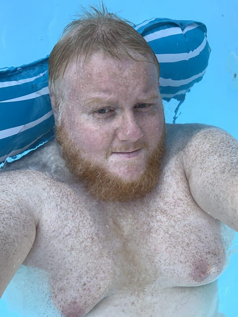 Summer is here! Do you know that if you follow me on Instagram (maykel.khaliel) and you send me a DM, I'll add you to my close friends list for a 🌶️ insta content? #GayBear #ChubbyGay #GayChubby #ChubbyBear #Chub4Chaser #GayBordeaux https://t.co/LkSrKjJK9I