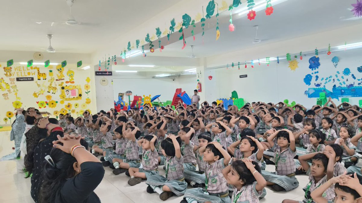 KIITPublicSch's tweet photo. The International Yoga Day was celebrated enthusiastically by students and teachers of KIIT Public School. The International Yoga Day is held yearly on June 21 to raise awareness about the physical and mental health benefits of yoga.
#KIITPublicSchool
#PromoteHealthWellness https://t.co/n7t5dCUnJC