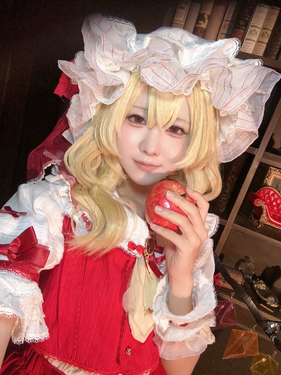 みこ tweet media