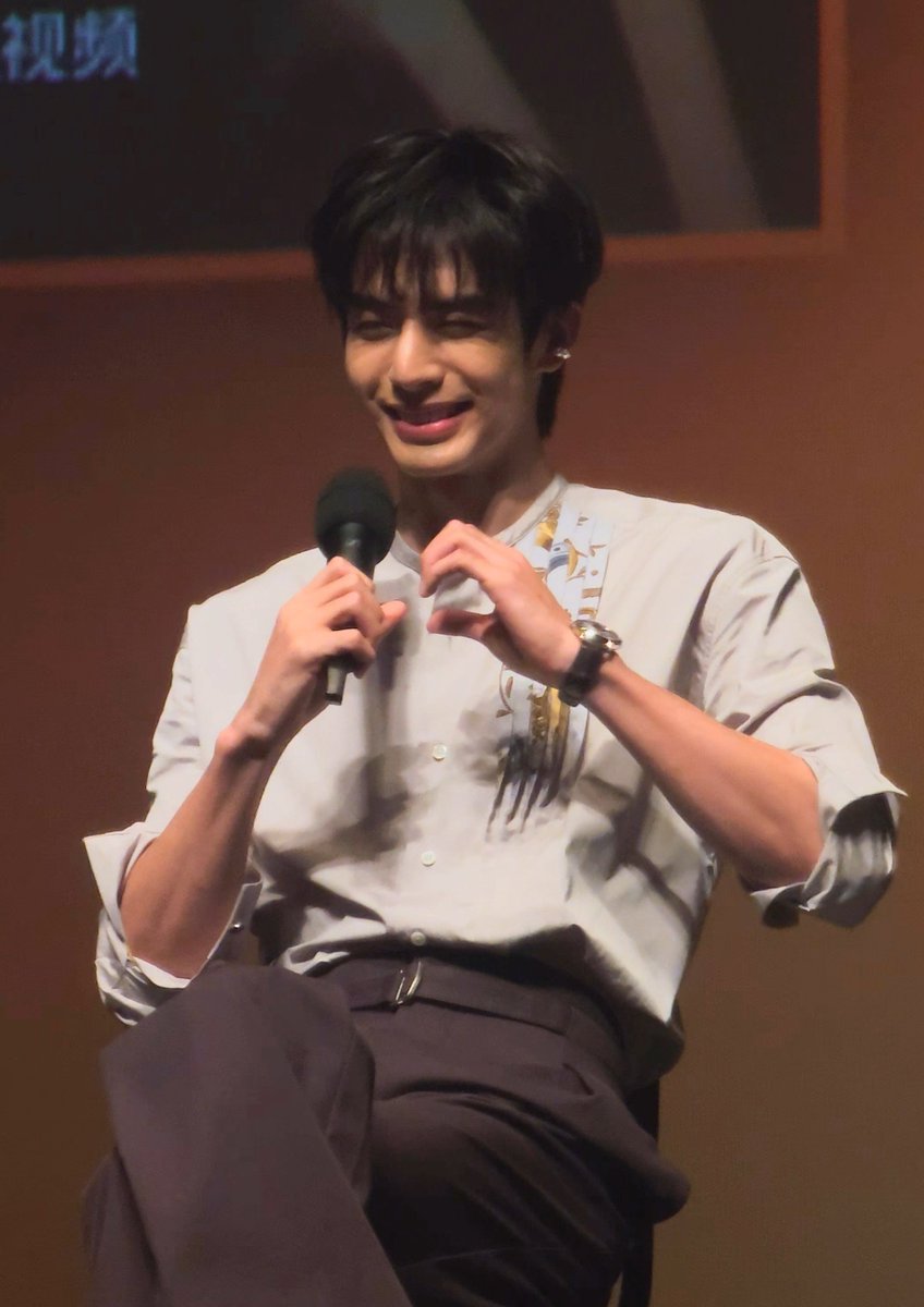 41eafclover's tweet photo. 네네 저도 아랑해요 https://t.co/z4IBZDHYjt