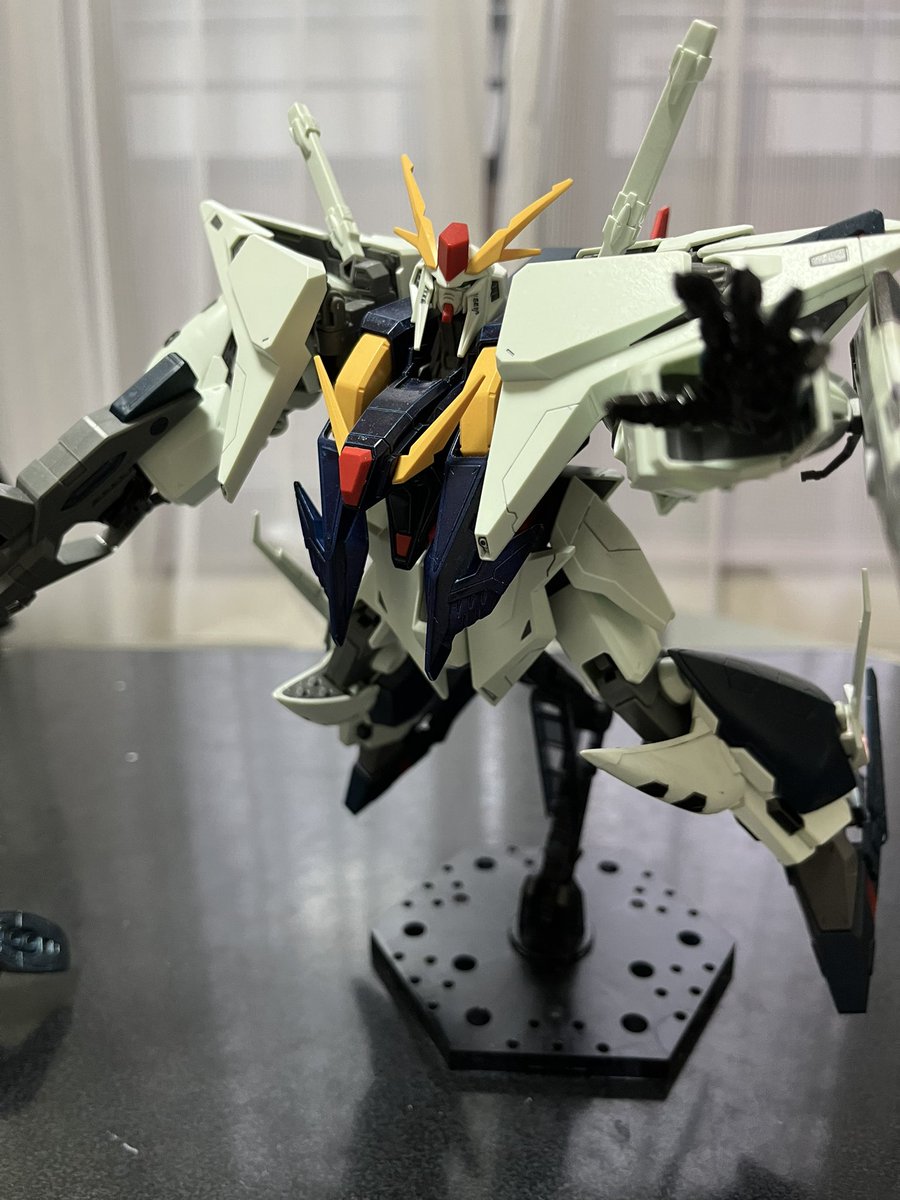ALUTO06851072's tweet photo. #ガンプラ #閃光のハサウェイ
Ξガンダム、エクバイメージでつくりました！ https://t.co/2hZ22eIBPc