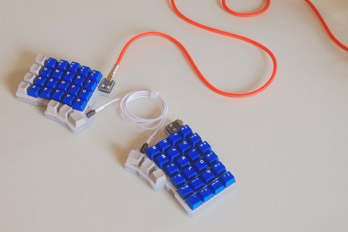 twotechymates's tweet photo. summer vibes 🌊🟠🌊

silakka54

#KEEB_PD #KEEB_PD_R307 https://t.co/mDcTeWGgaj