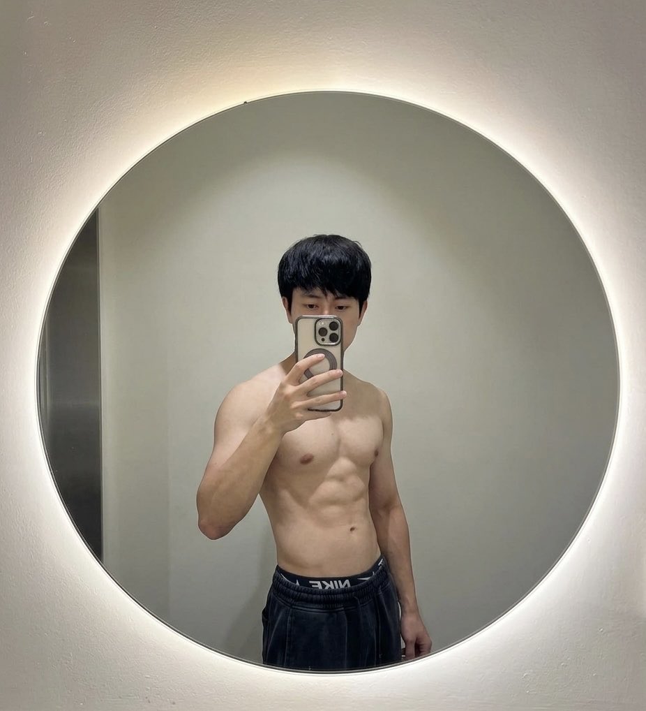 james980913's tweet photo. 💪 https://t.co/z3FjtK4CH0