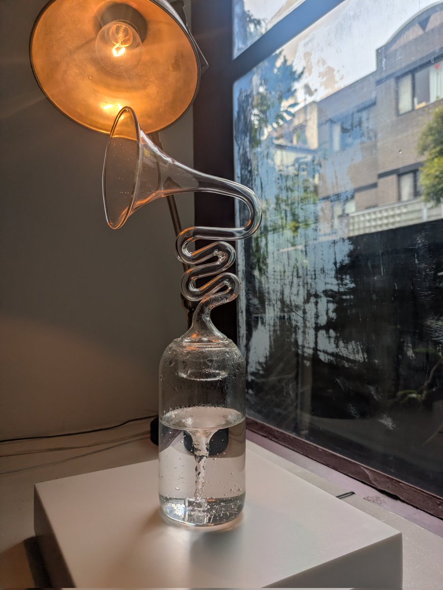 maimaii's tweet photo. 坂本龍一氏にゆかりある坂本ヤエカに先日行ってきたけど、すごいいい空間だったー https://t.co/BxSZ1xVMph