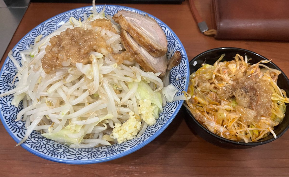 nanaribo_dayo's tweet photo. 生協食堂の日曜メニューこんなのあったんだ。 https://t.co/Q4iV2FWcRv