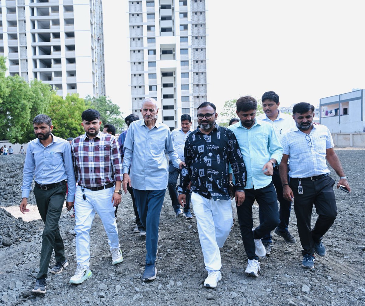 babusinhbjp's tweet photo. મતવિસ્તાર વટવા વિધાનસભાના વસ્ત્રાલ ખાતે ગુજરાત રાજ્ય માર્ગ વાહન વ્યવહાર નિગમ દ્વારા નિર્માણધિન અત્યાધુનિક સુવિધાઓથી સજ્જ બસ સ્ટેન્ડના વિકાસકાર્યની સમીક્ષા કરી.
આ પ્રસંગે સંગઠનના પદાધિકારી શ્રીઓ, મ્યુ. કાઉન્સિલર શ્રીઓ ઉપસ્થિત રહ્યા.
#STStand #Vastral #mlavatva #mlababusinhjadav https://t.co/VJlHmr5trO