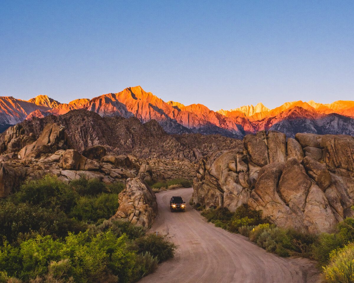 Zprtr1's tweet photo. A much better CA highway is I-395 thru the Owens Valley

Easily the most beautiful drive I’ve ever experienced https://t.co/tTZzMdSyvR