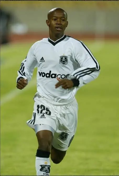 Kiaxkili's tweet photo. Joseph ‘DukuDuku’ Makhanya
#PSLLegends https://t.co/R26t1u02ho