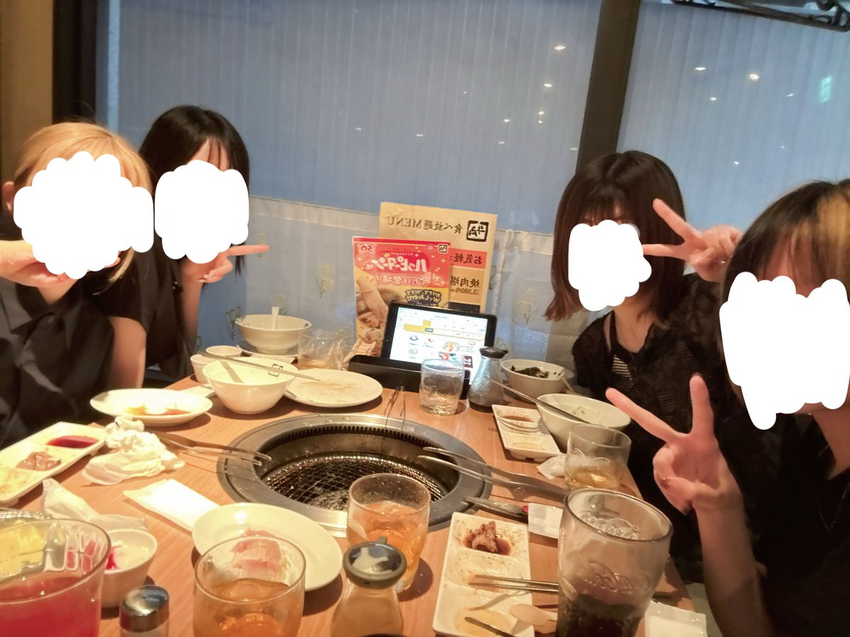 17N0N's tweet photo. ミステリープレイング「君が為の殺人」
PL：のあは/なおき/ゆん/なっぷ/のいん/すい（敬称略）
GM：雨宮ラノさん

小松寛人で通過させていただきました！
5時間半という長期戦だったけど、みんなのおかげで最後までずっと楽しめた^-^🤍

同卓感謝です🍭

卓終わりの焼肉も美味しかった✌︎ ᴖ_ᴖ ✌︎ https://t.co/mEDY3KzdC4