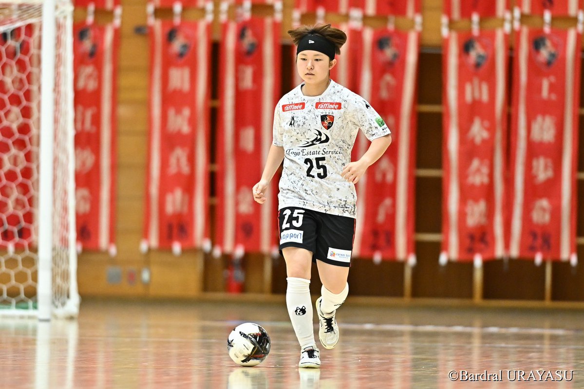 bardral_urayasu's tweet photo. 🔴ラス・ボニータス 試合後コメント⚫️

メットライフ生命女子Fリーグ 2026-27  第2節後の、米川正夫ラス・ボニータス監督、FP8 中村美月選手、FP25 山本奈波選手のコメントを掲載しました。ぜひご覧ください！

➡️ https://t.co/miFHpaTH9N

#bardral
#lasbonitas
#情熱 https://t.co/yqXvnLEY2o