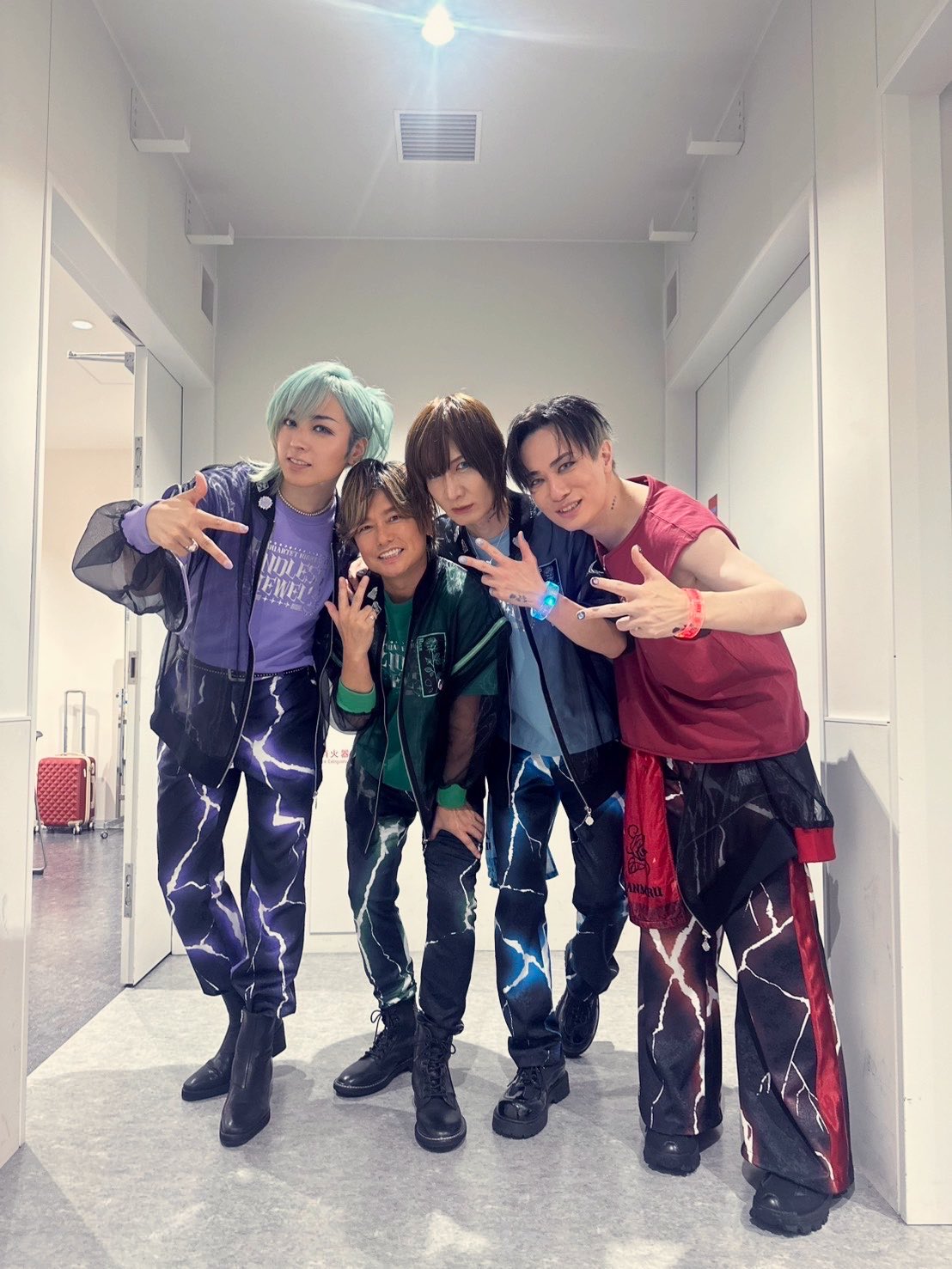 カルナイ　銀テ　千葉公演 うたプリ カミュ 前野智昭 HLVG8LqaAAAmksv.jpg:large