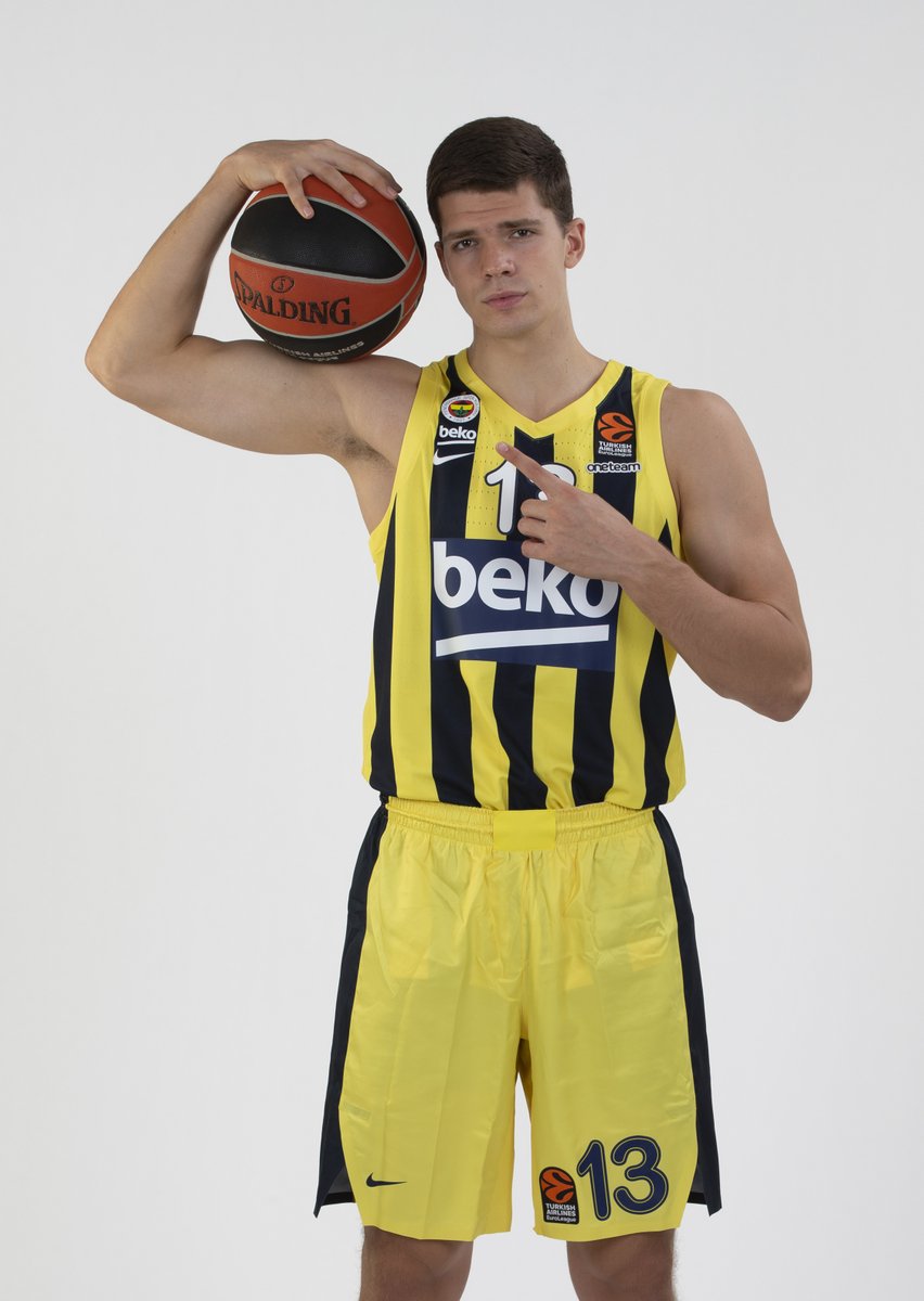 EuroLeagueTUR's tweet photo. 2019 ➡️ 2026

Yıllar içerisinde Tarık Biberovic. ✨ https://t.co/HouVnN6B4T
