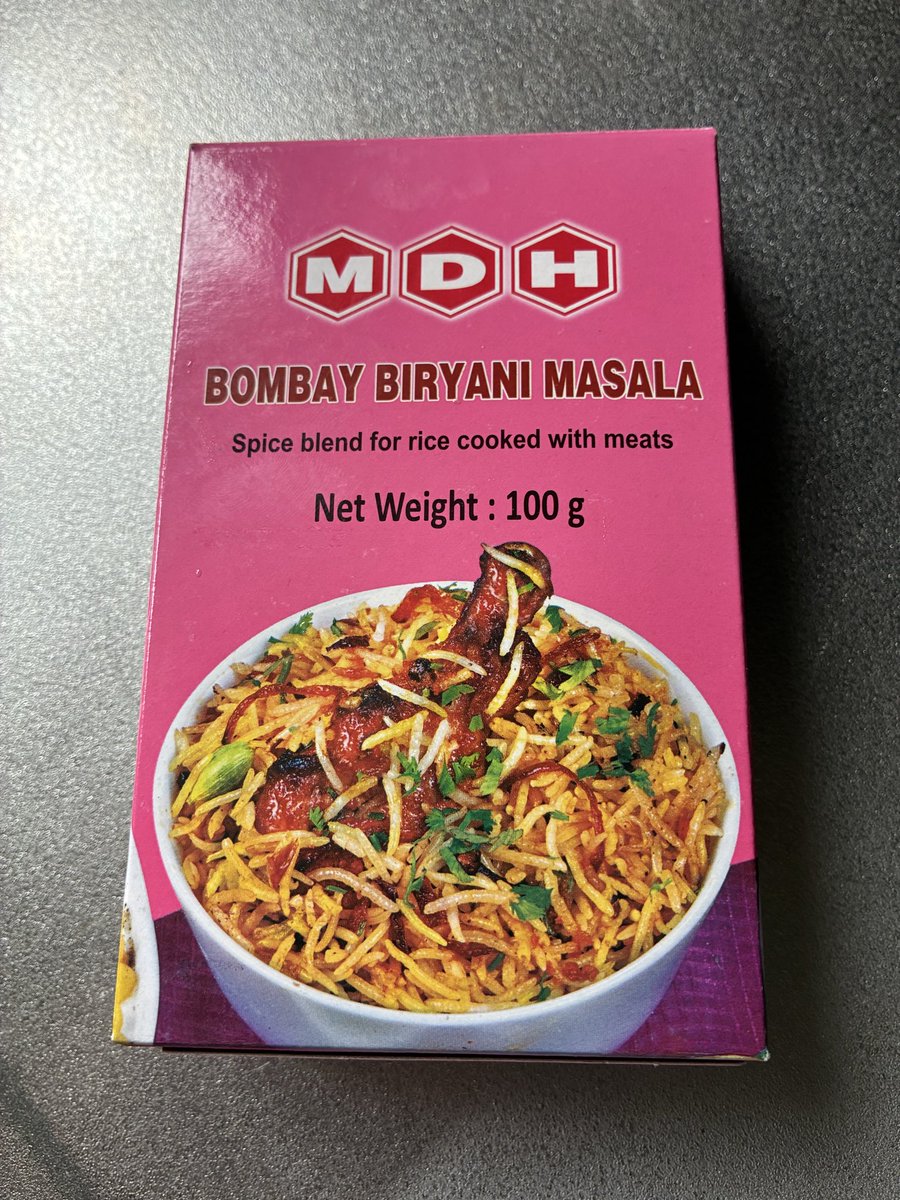 Mrsamosa2's tweet photo. 市販のビリヤニマサラは種類も豊富。

炊飯器ビリヤニ NO PROBLEM 

https://t.co/sG9xit6Uf8 https://t.co/5CrNs5Zuk0