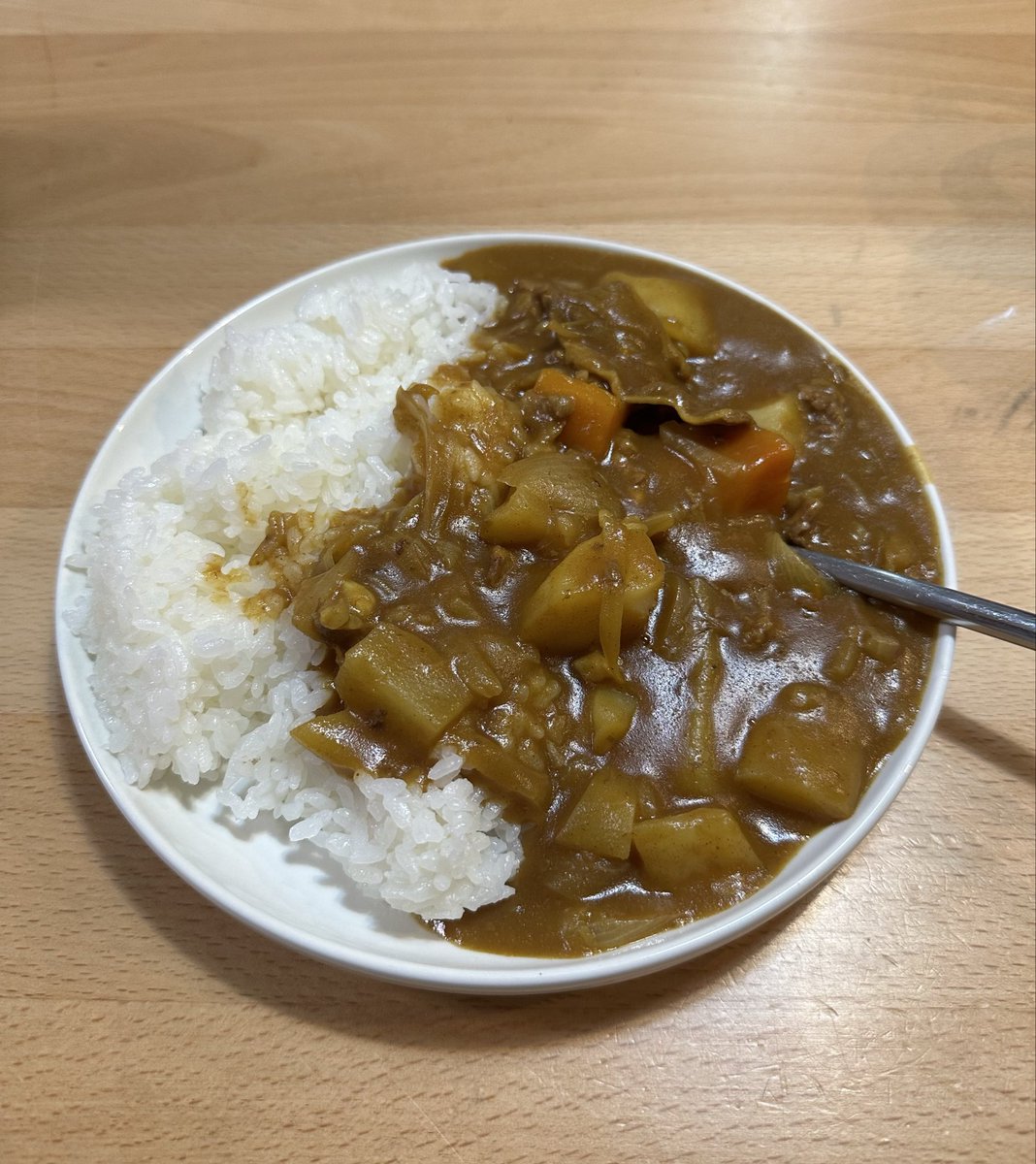 GooDon01's tweet photo. 楽しみにしてたカレー🍛✨
明日からまた頑張れます^_^ https://t.co/cXwClAIYJw