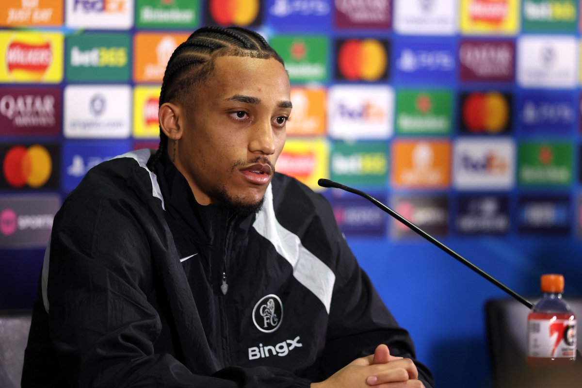 fullbol_tweets's tweet photo. 🚨🚨EXCLUSIVE: João Pedro on whether he considered leaving Chelsea in April when he was linked to Barcelona.

🗣"Every footballer's dream is to win trophies, and Chelsea happen to be a club that consistently compete for and win major honours, so why would I want to leave? 

When Chelsea came for me, it was a move I wasn't expecting at all, and I've never forgotten the faith they showed in me. 

I still feel like I owe this club a great deal, so leaving isn't something that's on my mind. 

My focus is on working hard, improving every day, and helping this team achieve success. 

I want to win trophies with Chelsea, create special memories with the supporters, and be part of something great here. 

As far as I'm concerned, my future is at Chelsea, and I'm fully committed to giving everything for this badge.