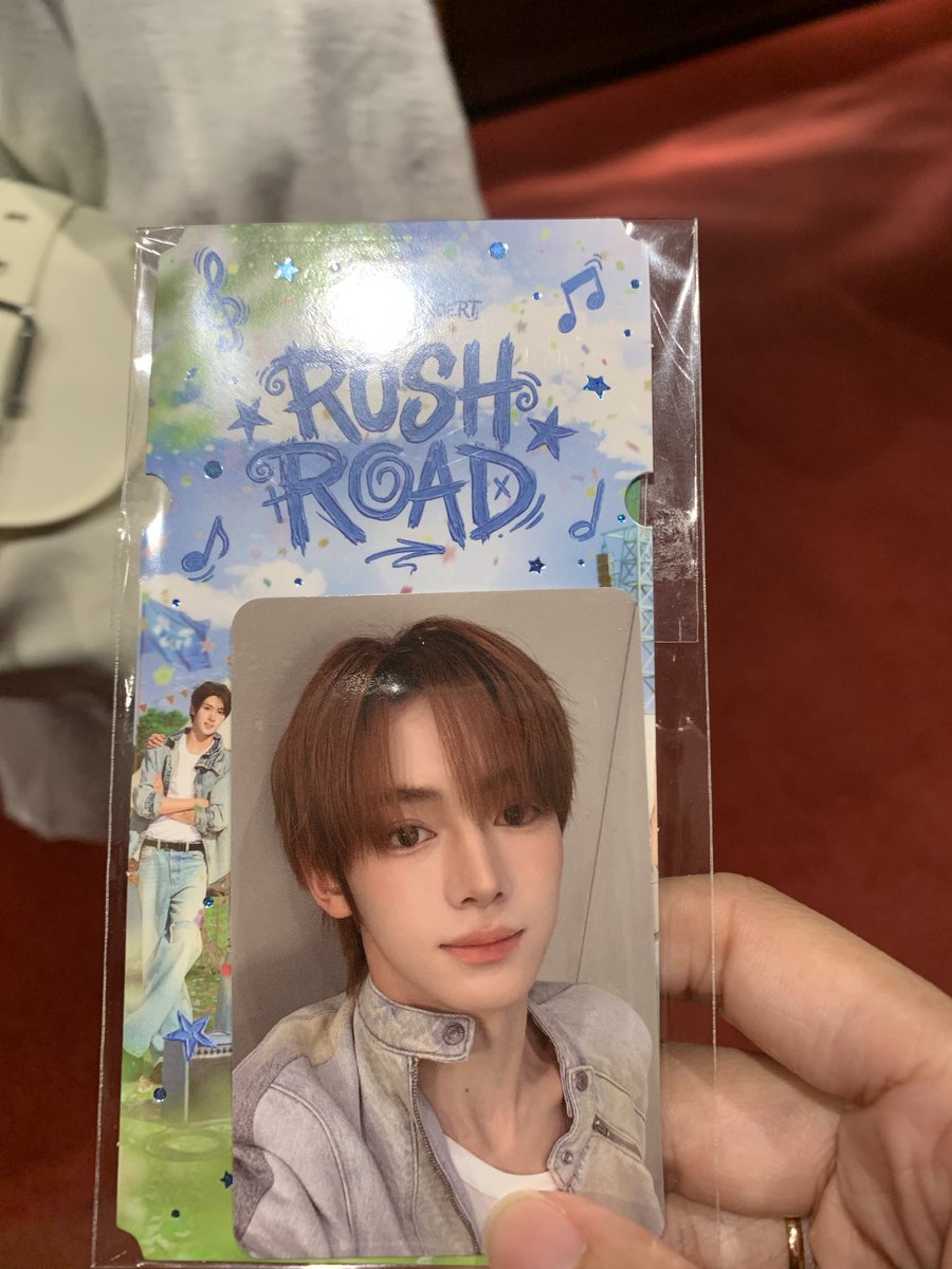 cora__1122's tweet photo. TWS RUSH ROAD 特典 交換

譲 第1弾 ハンジン

求  同種  ジフン・ヨンジェ

明日（6月22日）大阪会場にてお渡しまたは郵送による交換希望です。

お気軽にお声掛けください！ https://t.co/hogvsmZobI