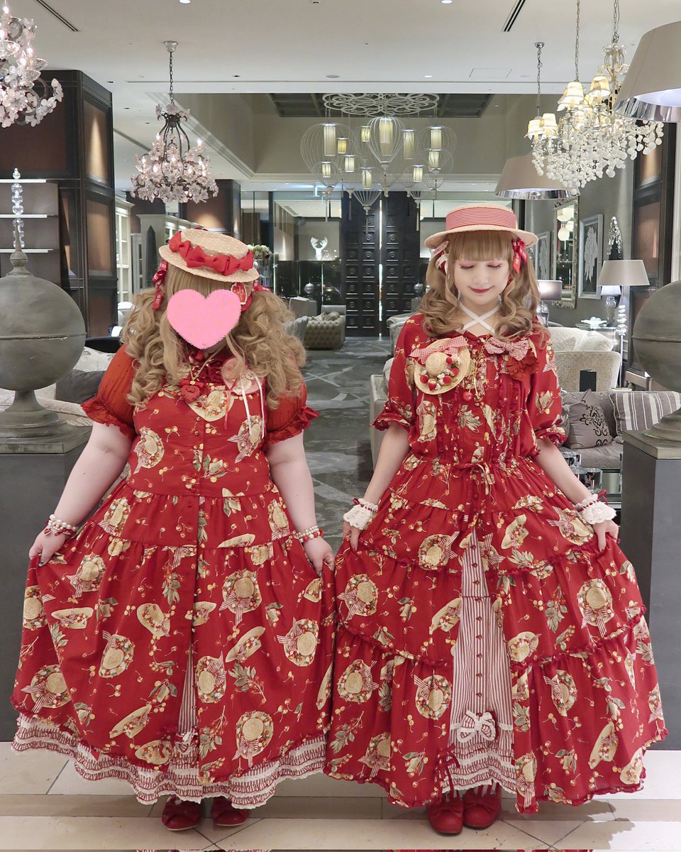 ダッフィーさまリクエストピンクハウス❤️【美品】チェリープリント ロングスカート❤️ ピンクハウスの今季チェリー赤×ストライプスカート双子