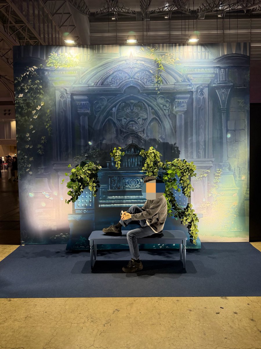 bonjig22's tweet photo. シャドバフェス参加してきました！
無料とは思えないほど素晴らしいステージやブースでした！
来年？はもっといろんな方と交流出来たらなと思います
対戦してくださったり写真撮っていただきありがとうございました
これからもばっこりシャドバ頑張っていこうと思います♪
#シャドバフェス2026 https://t.co/wvXajqNTq4
