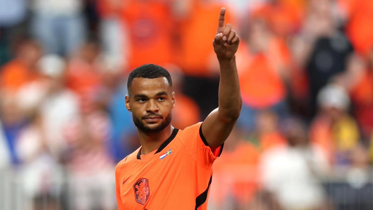 FStatsAndStrat's tweet photo. 🇳🇱 Netherlands Assets 🇳🇱

#WCFantasy #WorldCupFantasy

Tunisia are out after a 4-0 defeat to Japan.

With the Netherlands needing a win to finish top and Tunisia likely to rotate, Dutch players look like must-haves for Round 3. 👇

---

DEF

📌 Denzel Dumfries
💰 $5.7m
👥 14% selected
🅰️ 2 Assists
📊 0.29 xGi/90

---

FWD

📌 Cody Gakpo
💰 $7.7m
👥 3.5% selected
⚽ 2 Goals
🅰️ 1 Assist
📊 1.01 xGi/90

---

Which Dutch player are you targeting for Round 3? 👀