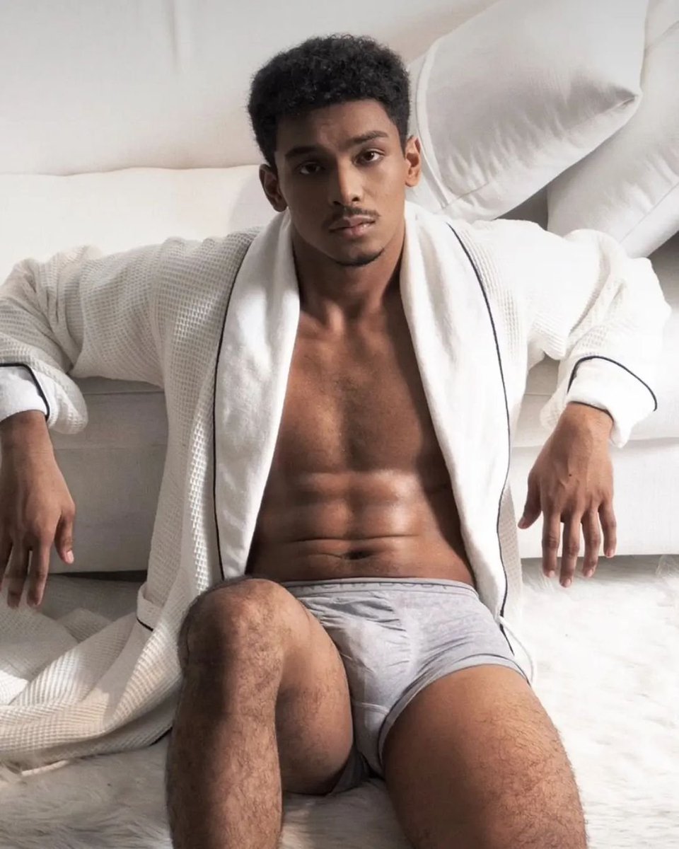 heillioes's tweet photo. ugh kaya mo ba ang kay ABED 🤤 https://t.co/XfymA8JJTH