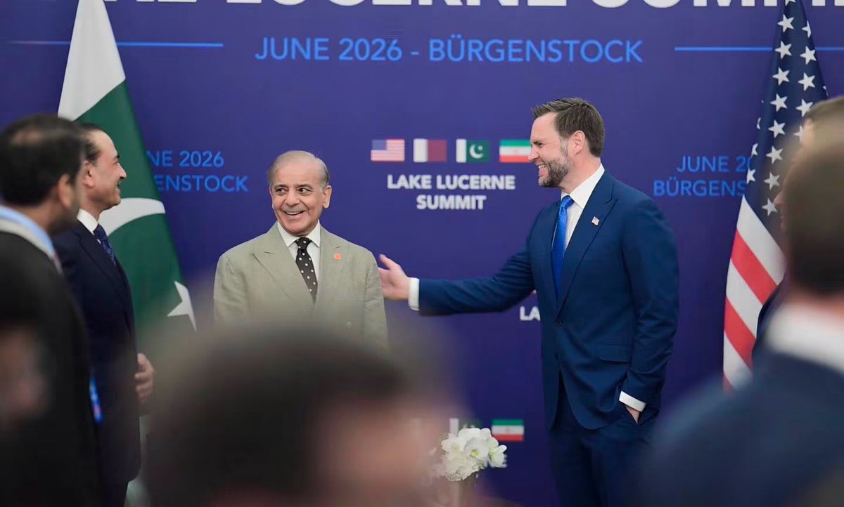 PMsYouthProgram's tweet photo. Prime Minister Muhammad Shehbaz Sharif meets U.S. Vice President J.D. Vance on the sidelines of the High-Level Talks in Burgenstock, Switzerland, focused on the implementation of the Islamabad Memorandum of Understanding.

#PakistanForPeace https://t.co/gEvVmjF2Hm
