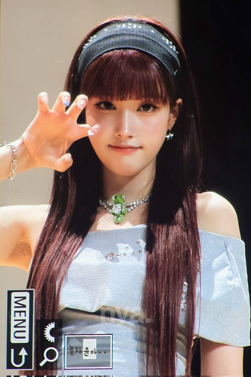 Nolzayoonah's tweet photo. 260621 메이크스타🌟

#STAYC #스테이씨 #윤 #yoon https://t.co/XBHWyzTSpw