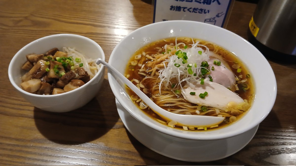 hirohiro0215's tweet photo. 塩分補給🍜
染みた➰😋
美味しかったです🙏🏻
 #麺屋大むら https://t.co/ajxepOH9Nv