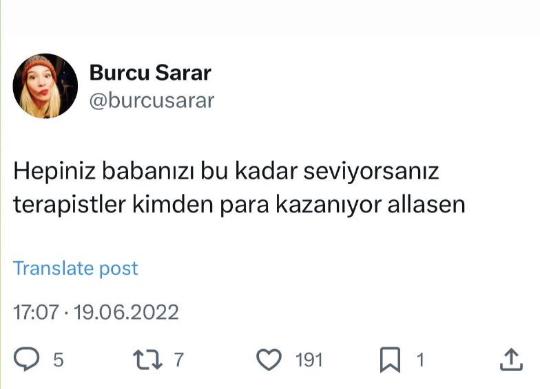 sinemdonmez's tweet photo. orijinalini bulamadım ama her babalar gününde aklıma gelen ve güldüğüm tivittir @burcusarar https://t.co/DbS2keKvdX