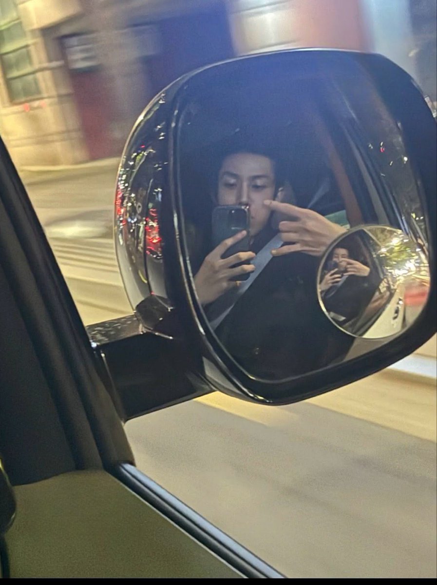 kasihkisahkasih's tweet photo. Kim Ryul local au (one tweet). https://t.co/xqfDOOLBEn
