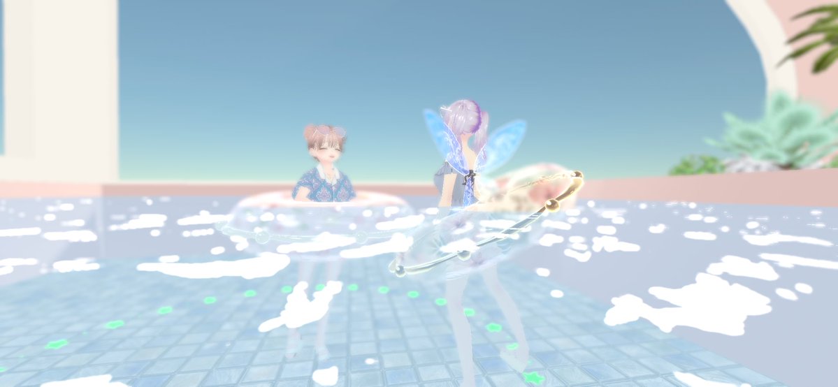 suisuiparadise's tweet photo. 欲しかったサングラス、まひたんと形違いのおそろにきーめたっ♡ウキ輪もウキウキしながら買って(ウキワだけに♡)プールで遊んだよ♡可愛い写真いっぱい撮れた
#cluster https://t.co/PBVSFmd65D