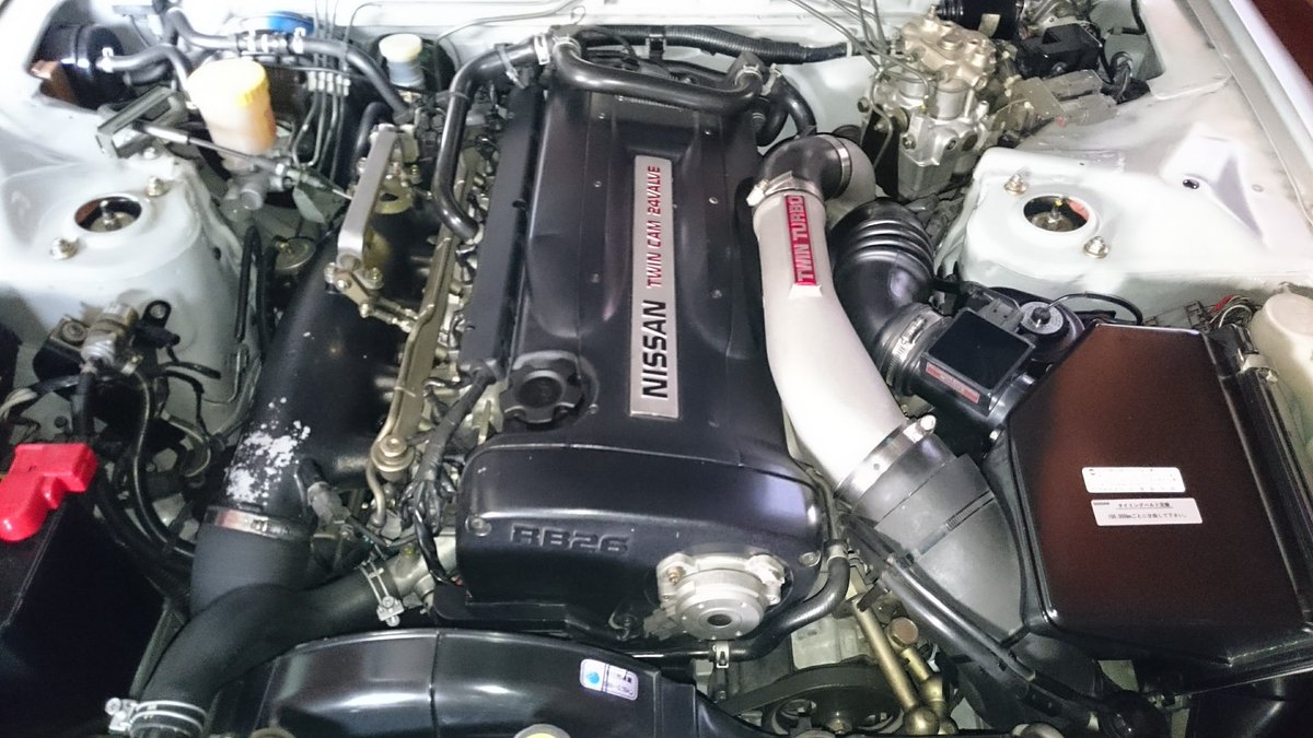 DR30Works's tweet photo. @TsugioMatsuda 次男さんの32gt-rブレーキマスターシリンダーのキャップが黒！オリジナルの初期物ですか？だったら凄いです
。僕のはフルード漏れで交換しキャプの色変わってしまいました。 https://t.co/DpHE1z13bU