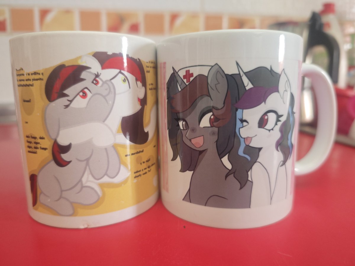 Hopeless_Note's tweet photo. Left: Super ancient versions of my OC and my bestie’s pony (from way back when 😭)
Right: Our current designs, we’ve come so far! 

MLP OCs that grow with you are the best kind of friendship. 💖

#MyLittlePony #MLP #OC #PonyOC #FriendshipIsMagic https://t.co/AQL2VgsDWL