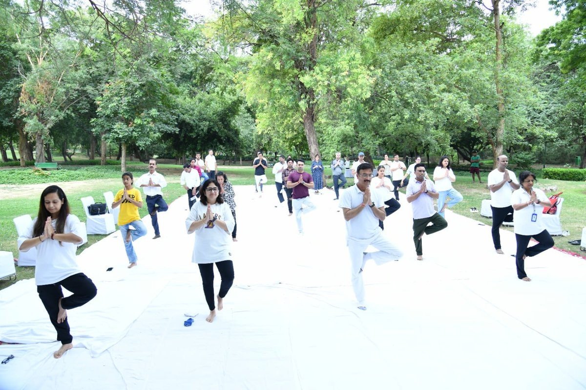 iiymofficial's tweet photo. An engaging #Yoga &amp; #Meditation workshop was conducted today by Ma Oshin Ji &amp; Acharya Suman Ji for reduction in stress and enhanced wellbeing of BIRAC officials, aligning with #InternationalYogaDay2026's theme 'Yoga for Healthy Ageing.'

@SiddharthAulia Ji
@BIRAC_2012
@DBTIndia https://t.co/VfzJkd1ZJB