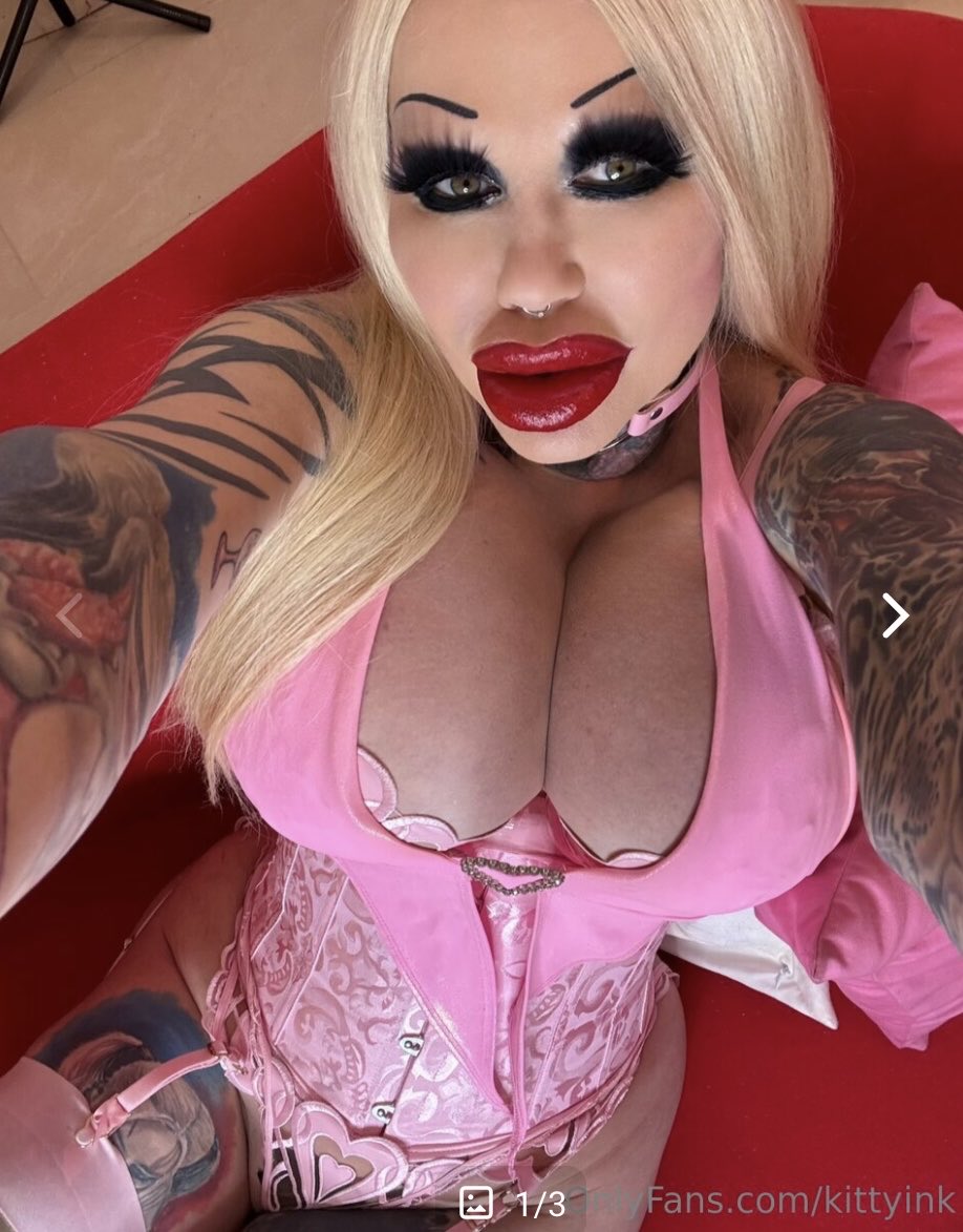Hey bb! Are you horny? Join me on my free OF now! https://t.co/u17AdEakjC https://t.co/Ulsr0MVAUf